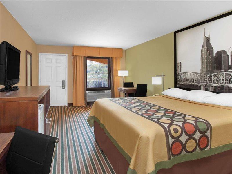 Super 8 By Wyndham Nashville West Exterior photo